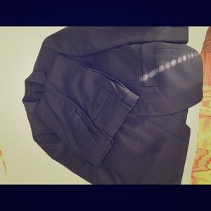 Men’s Michael Kors navy blue 36s suit